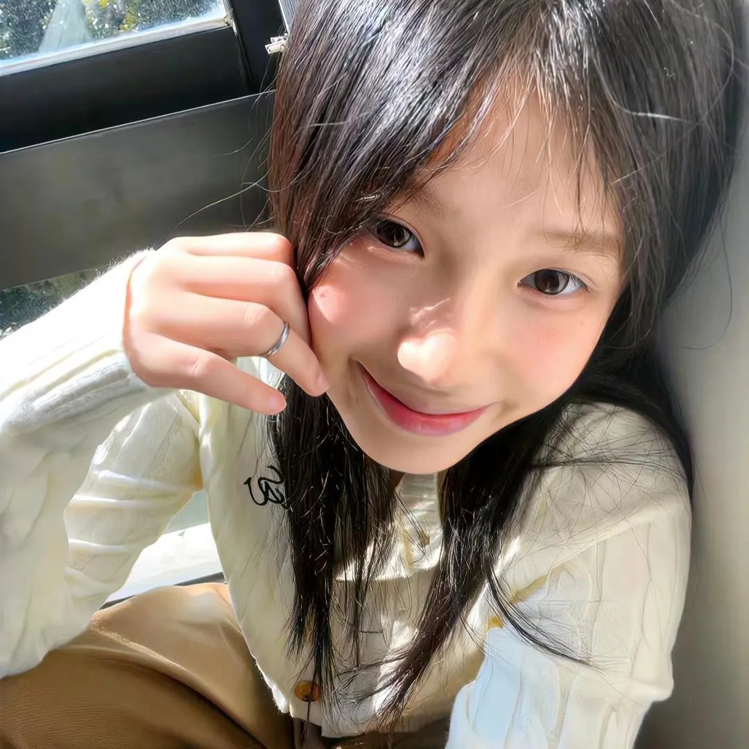 穿成魔尊后我一心求死